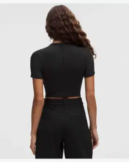 Lululemon t-shirt court à ourlet droit hold tight Femme – 3/5