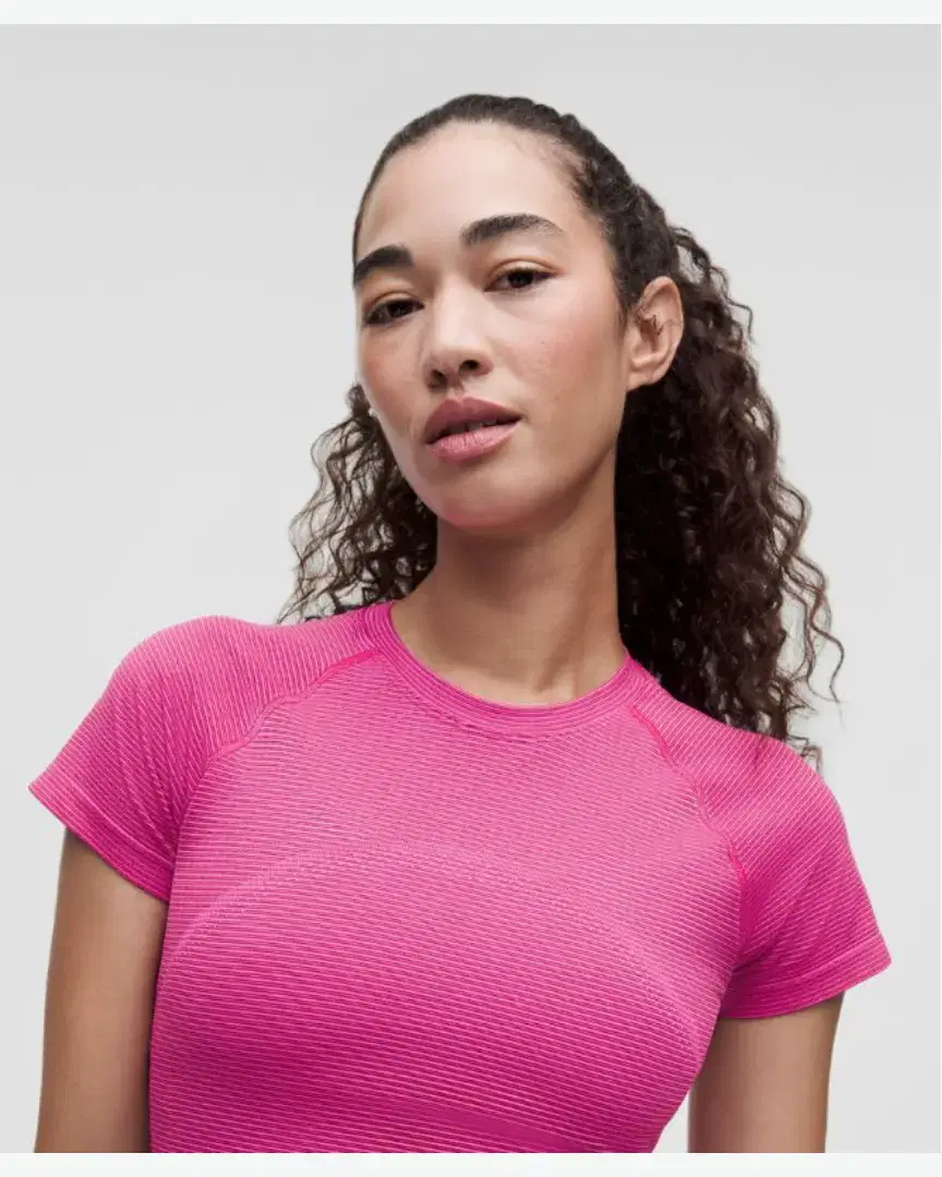 Lululemon T-Shirt Court Swiftly Tech 2 W - LW3IVES_076909 (3) au meilleur prix !