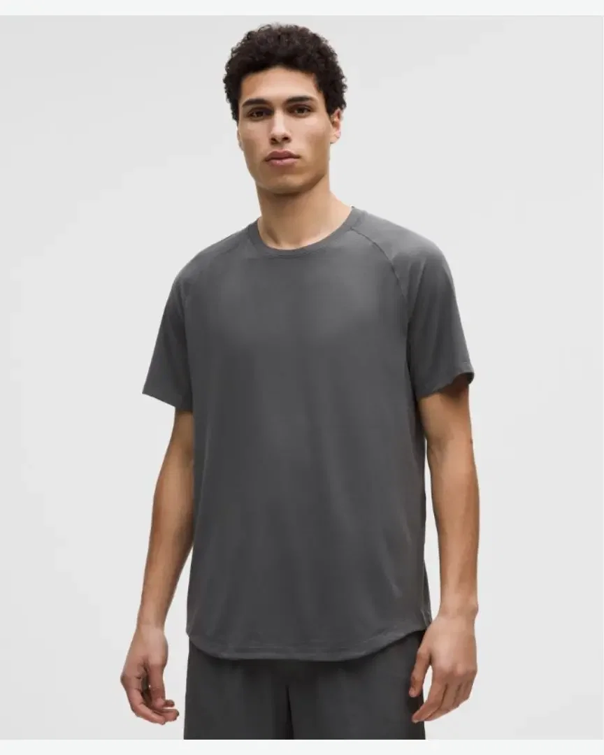 Lululemon T-Shirt License To Train M