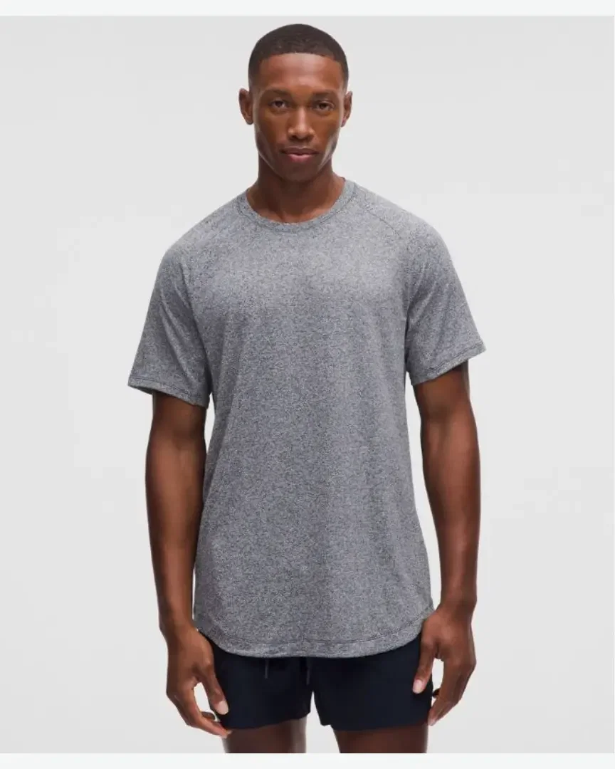 Lululemon t-shirt license to train Homme