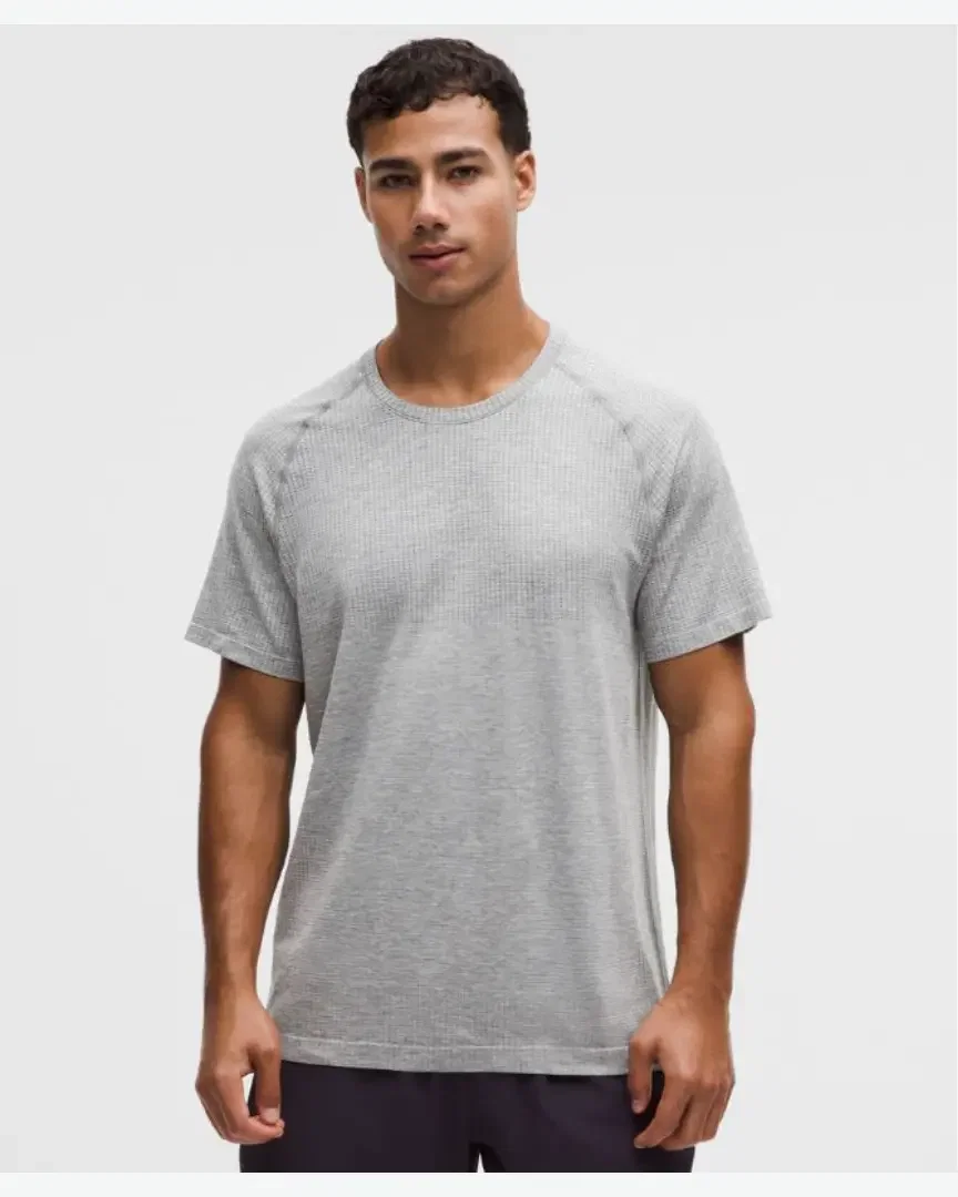 Lululemon T-Shirt Metal Vent Tech M