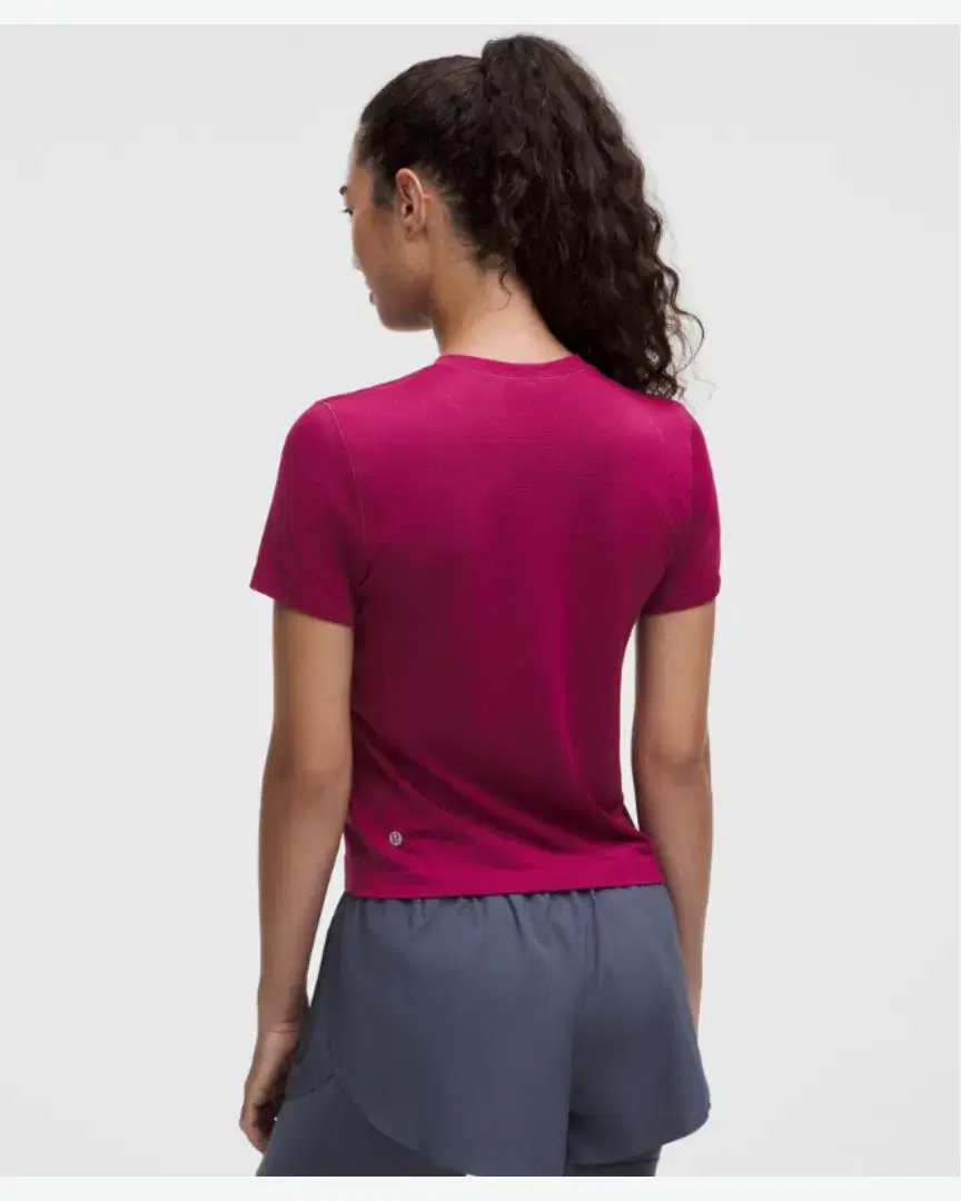 Lululemon T-Shirt Super Swiftly W - LW3LFSS_077007 (2) au meilleur prix !