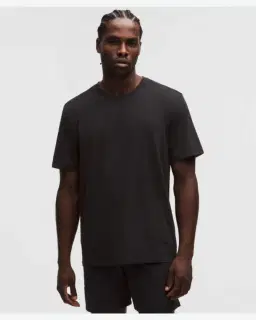 Lululemon t-shirt zeroed in Homme – 1/6