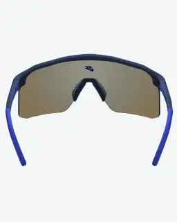Lunettes de soleil effet miroir Nike Expedition Shield Unisexe – 4/4
