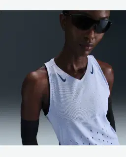 Débardeurs Nike Femme NK ARSWFT DFADV SINGLET Femme – 1/4