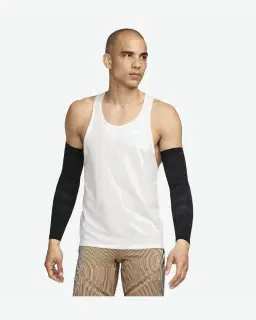Manchons de compression à action ciblée Nike Unisexe – 1/4