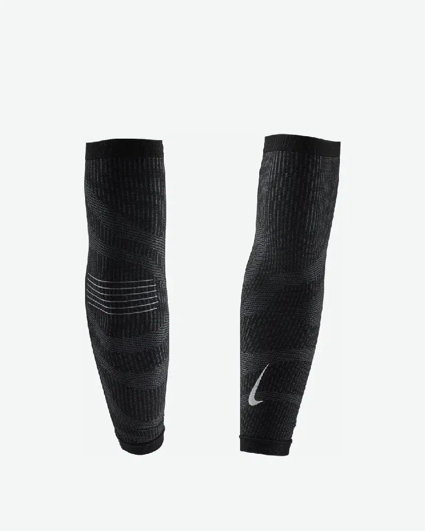 Manchons Et Guêtres Nike Zoned Knit Sleeve - Unisex (15) au meilleur prix !