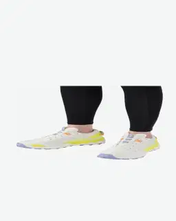 Mizuno Wave Daichi 7 Roxy Femme – 5/6