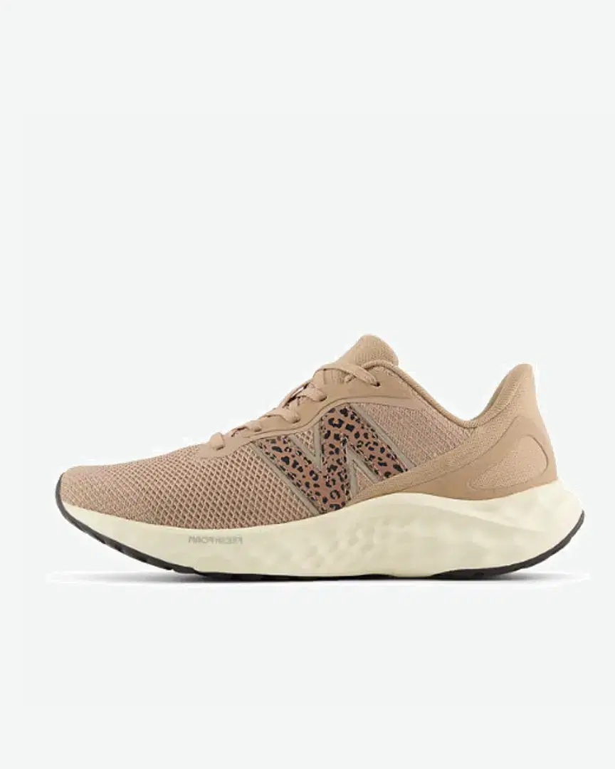 New Balance Fresh Foam Arishi V4 W - Women (3) au meilleur prix !