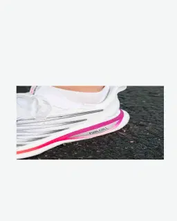 New Balance Fuelcell Sc Elite V3 Femme – 8/9