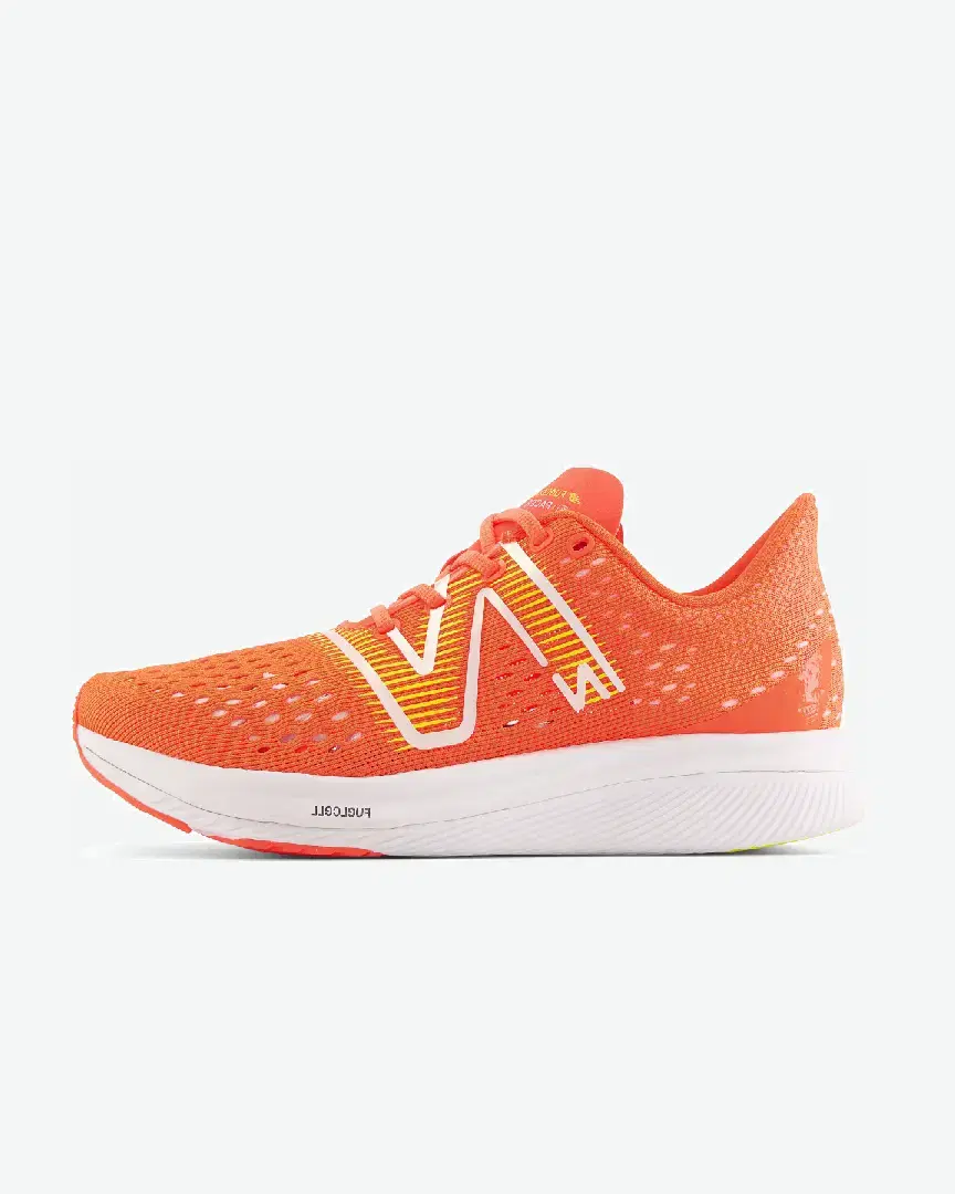 New Balance Fuelcell Supercomp Pacer W - Women (5) au meilleur prix !