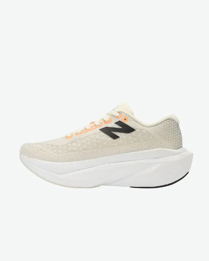 New Balance Fuelcell Supercomp Trainer V3 W - WRCXCA4 (1) au meilleur prix !