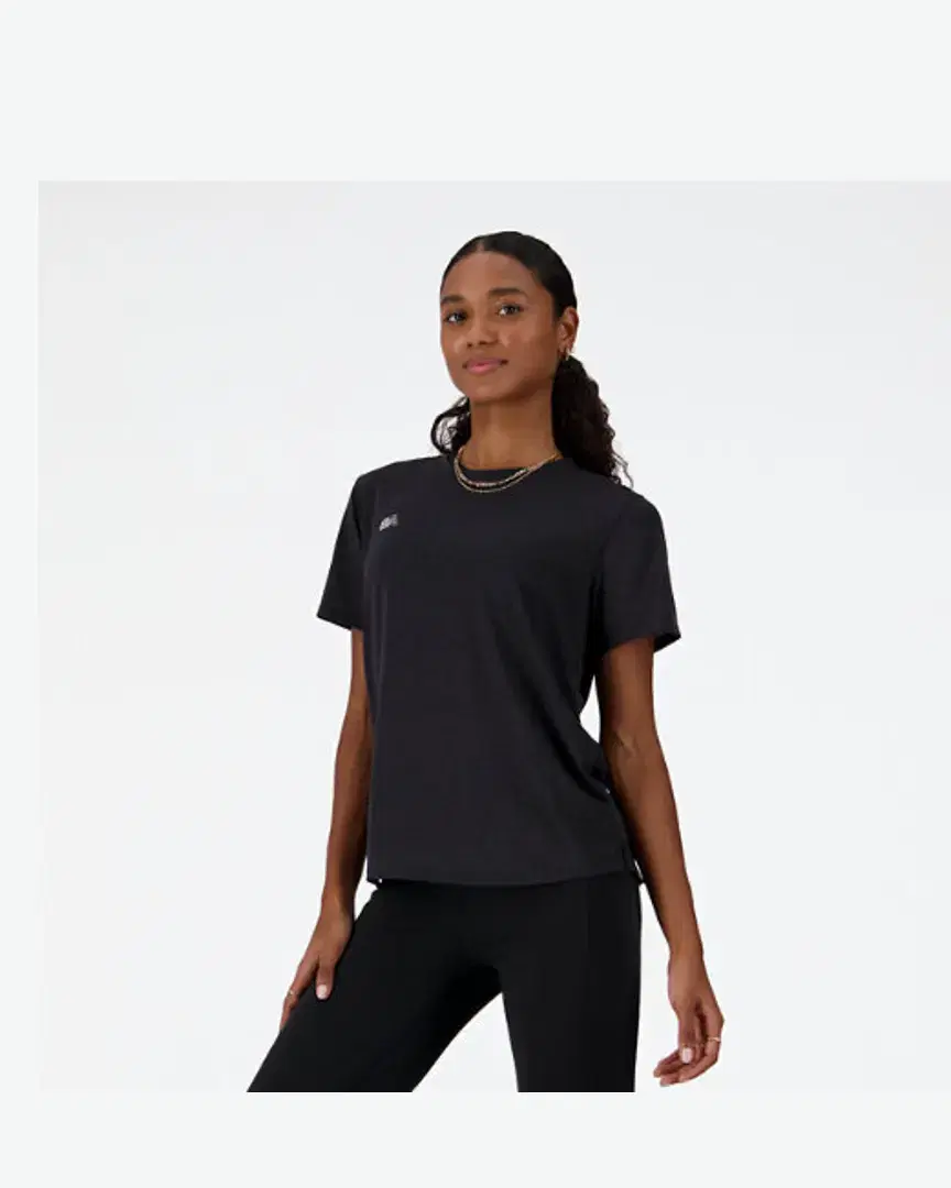 New Balance Rc Essential T-Shirt W - Women (23) au meilleur prix !