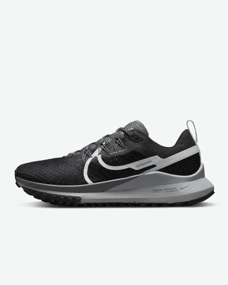 Nike Pegasus Trail 4 W - Women (7) au meilleur prix !