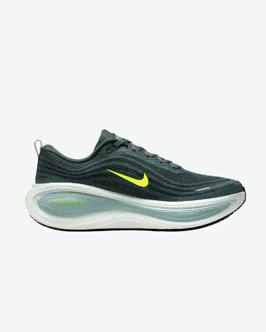 Nike Vomero Plus M - HV8150-300 (3) au meilleur prix !
