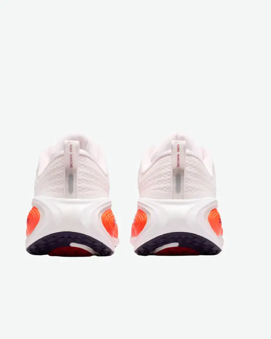 Nike Vomero Plus W - HV8154-608 (1) au meilleur prix !