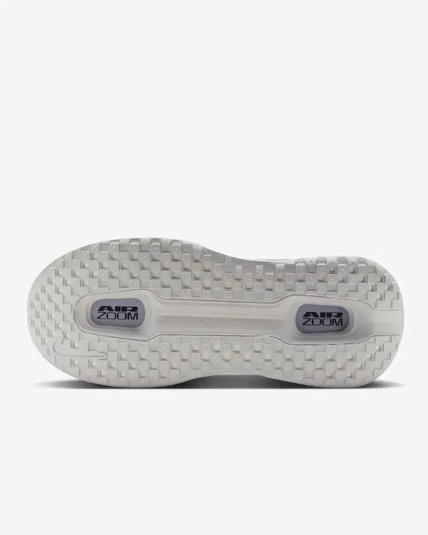 Nike Vomero Premium M - HQ2050-104 (1) au meilleur prix !