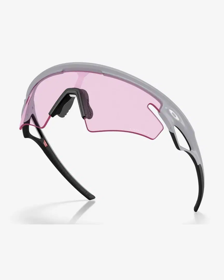 Oakley Sphaera Slash - OO9499-7 (1) au meilleur prix !