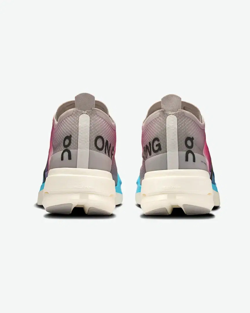 On Running Cloudboom Strike M - 3ME30483195 (4) au meilleur prix !