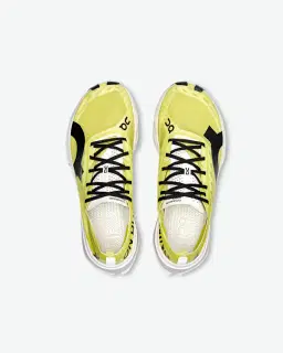 On Cloudboom Strike Femme – 2/5