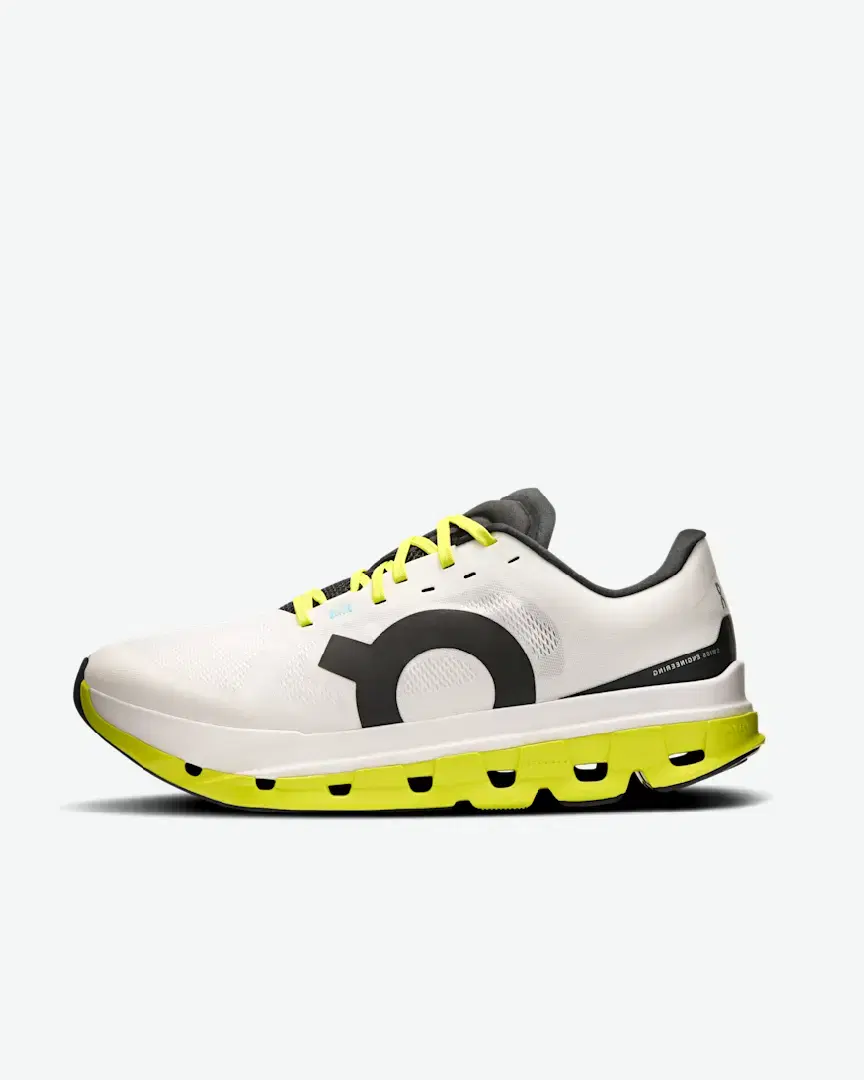On Running Cloudflow 5 M - Men (9) au meilleur prix !