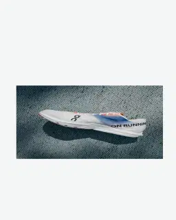 On Running Cloudspike Amplius Homme – 8/8