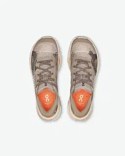 On Running Cloudultra Pro Femme – 2/5