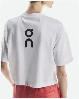 On Running Club Boxy-T Femme – 5/5