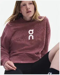 On Running Club Crew Femme – 2/5