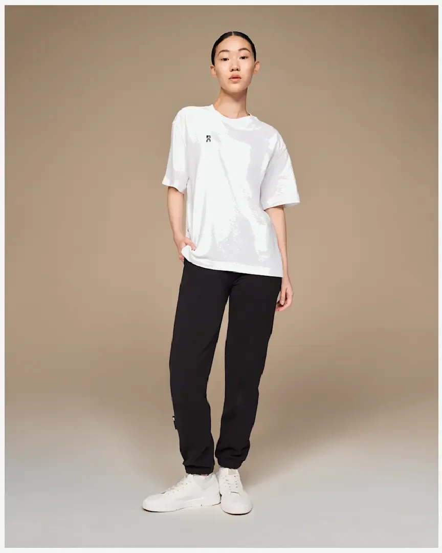 On Running Club T W