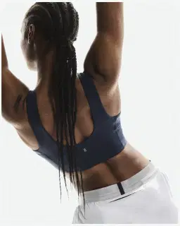 On Running Core 2-In-1 Crop Femme – 4/5