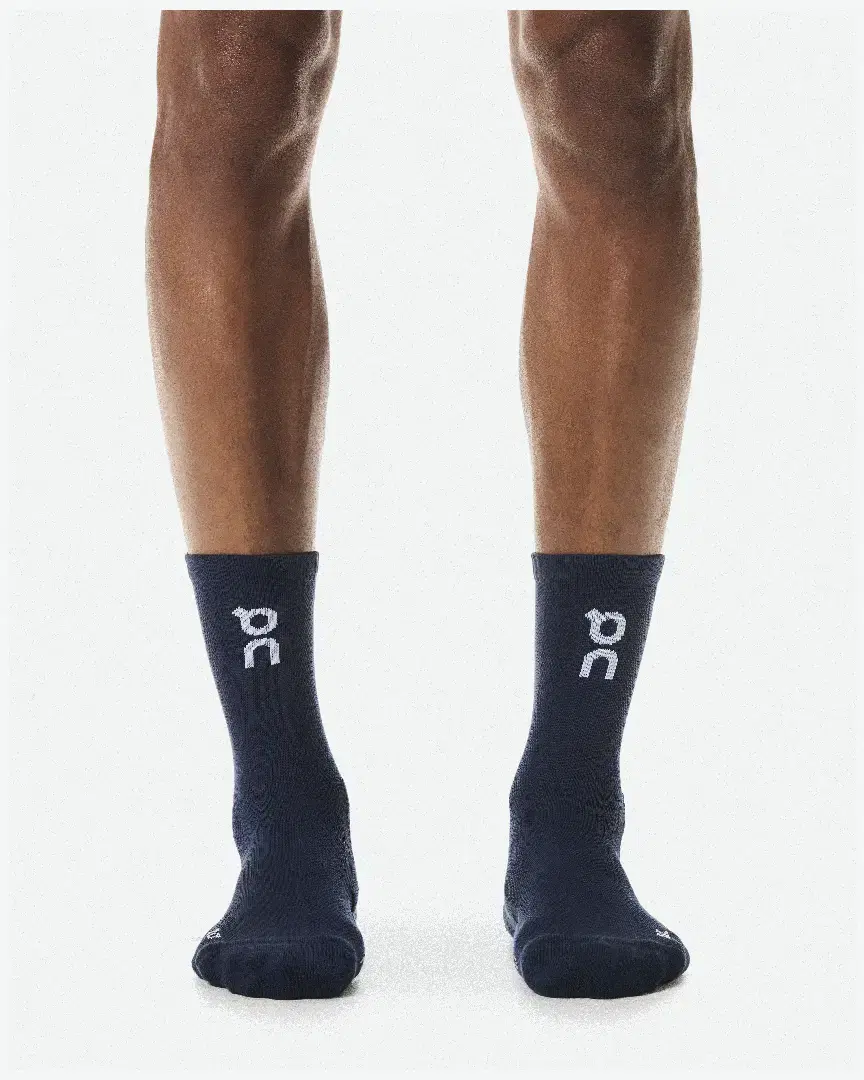 On Running Core Run Sock High 2P - Unisex (4) au meilleur prix !