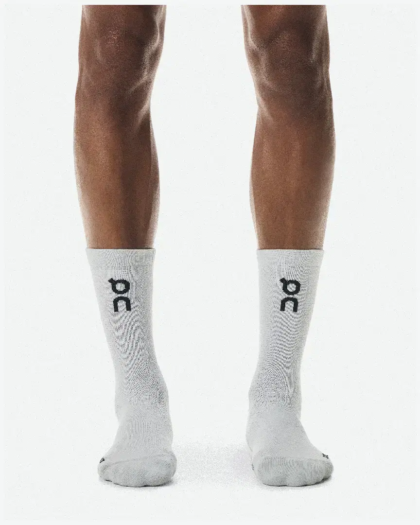 On Running Core Run Sock High 2P - 2UG10050561 (0) au meilleur prix !