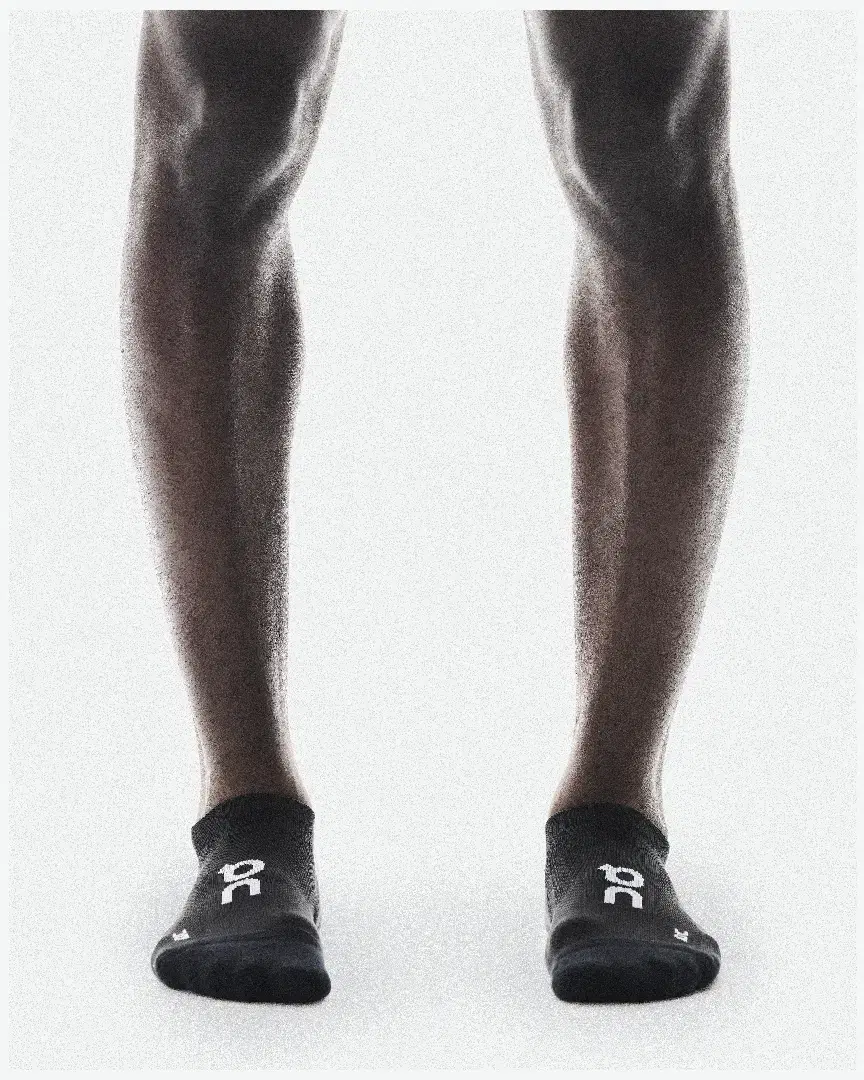 On Running Core Run Sock Low 2P - Unisex (12) au meilleur prix !