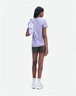 On Running Core-T Femme – 3/5