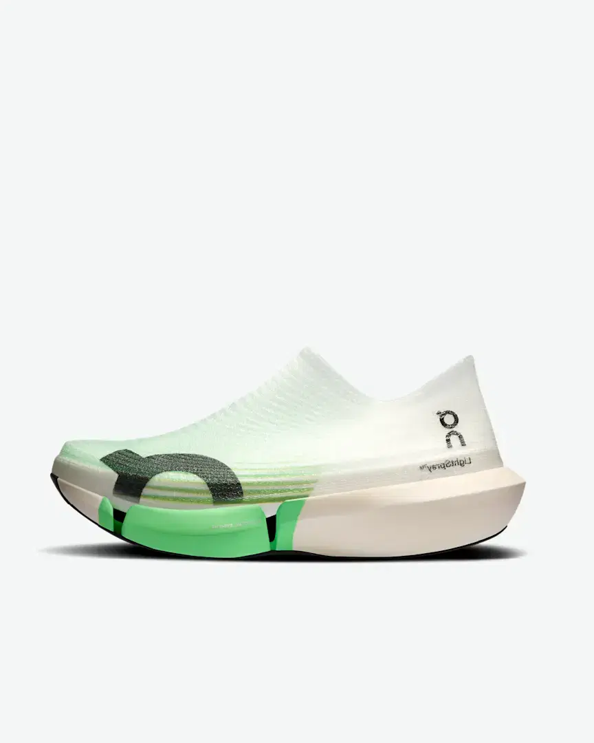 On Running Lightspray Cloudboom Strike 2 - Unisex (13) au meilleur prix !