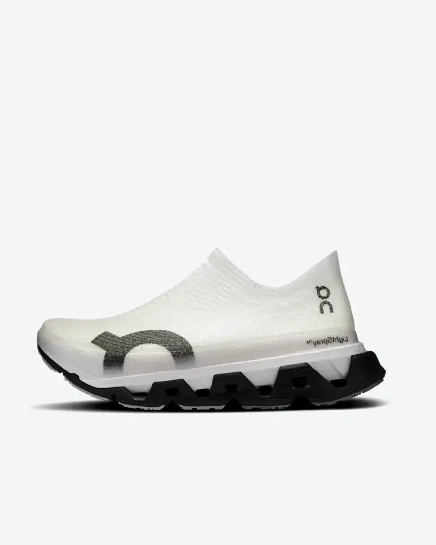 On Running Lightspray Cloudmonster 3 Hyper - Unisex (19) au meilleur prix !