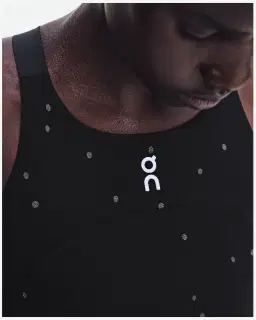On Running Performance Crop Femme – 4/5