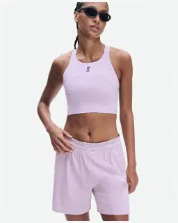 On Running Performance Crop Femme – 4/5