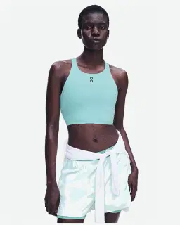 On Running Performance Crop Femme – 4/5