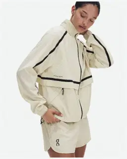 On Running Performance Volt Jacket Femme – 2/5