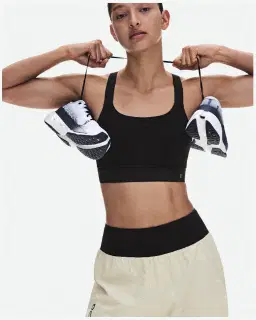 On Running Performance Volt Shorts Femme – 2/5