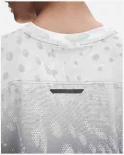 On Running Performance Volt-T Femme – 4/5