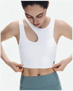 On Running Studio Asymmetric Crop Femme – 2/5