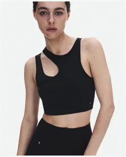 On Running Studio Asymmetric Crop Femme – 4/5