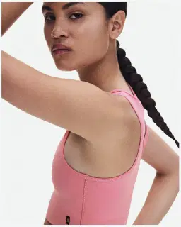 On Running Studio Asymmetric Crop Femme – 5/5