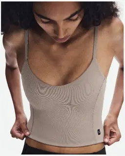 On Running Studio Crop Femme – 2/5