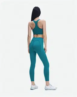 On Running Train Bra Femme – 3/5