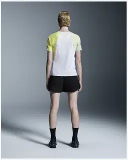 On Running Ultra Shorts Femme – 2/5
