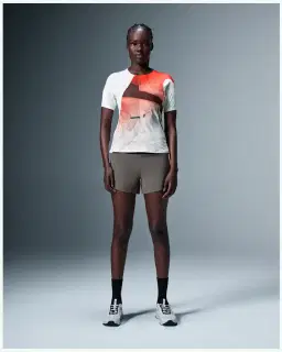 On Running Ultra Shorts Femme – 1/5